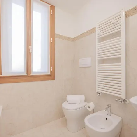 公寓 Santo Stefano Palace 威尼斯