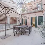 Santo Stefano Palace Apartamento