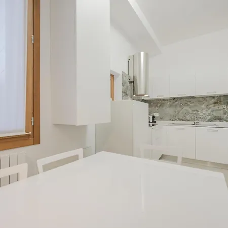 Santo Stefano Palace * Venetië