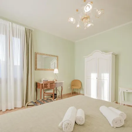 Santo Stefano Palace * Venecia