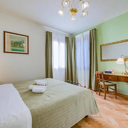 Apartmán Santo Stefano Palace Benátky