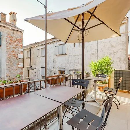 Santo Stefano Palace *