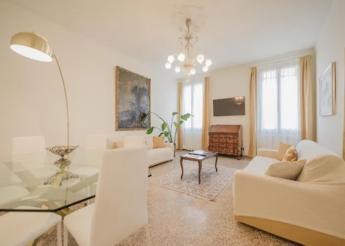 Santo Stefano Palace Апартаменты Венеция