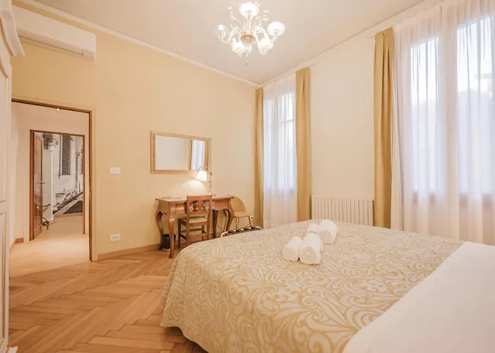 Santo Stefano Palace *