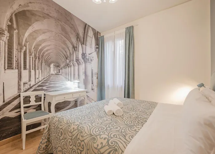 Santo Stefano Palace *