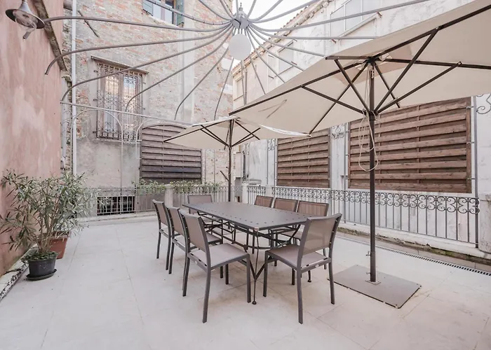 Santo Stefano Palace