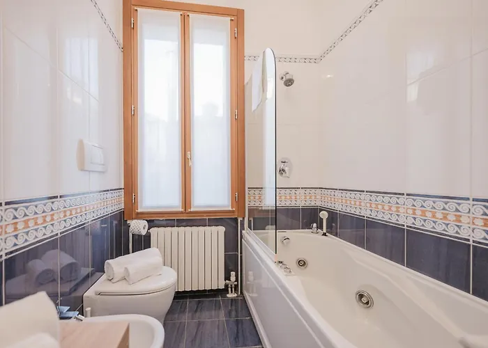 Santo Stefano Palace Венеция