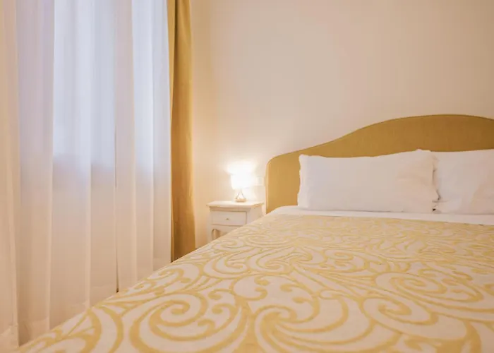 Appartement Santo Stefano Palace Venetië