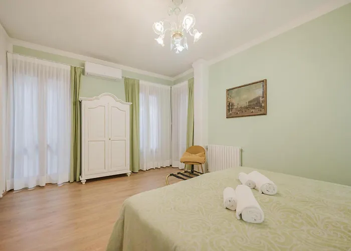 Appartement Santo Stefano Palace