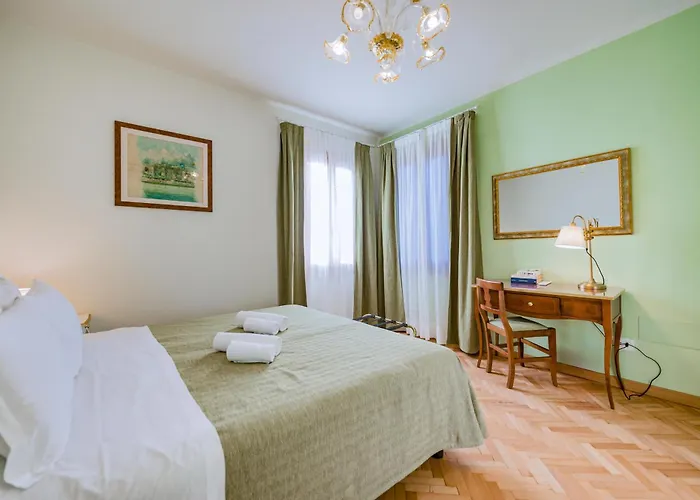 Appartement Santo Stefano Palace Venetië