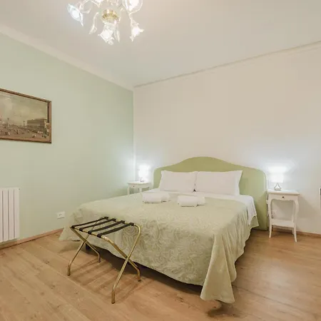 Santo Stefano Palace Апартаменты Венеция