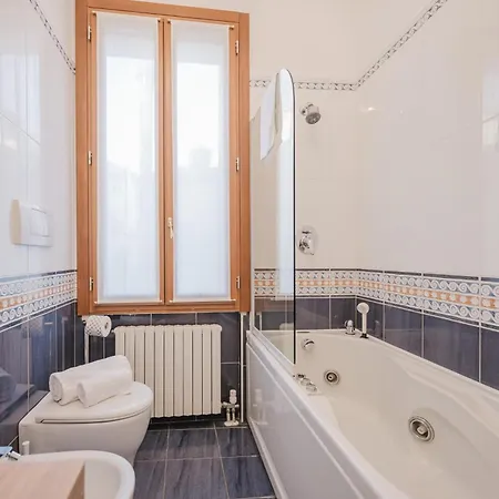 Santo Stefano Palace Венеция